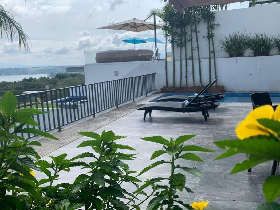 Vila Vistalago Tequesquitengo Exteriér fotografie